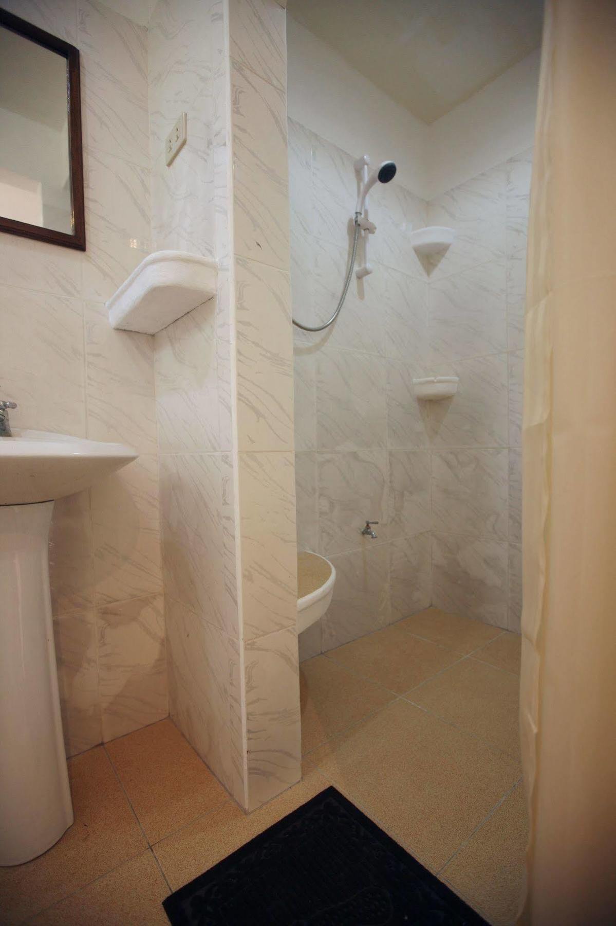 Guindulman Bay Tourist Inn Екстериор снимка