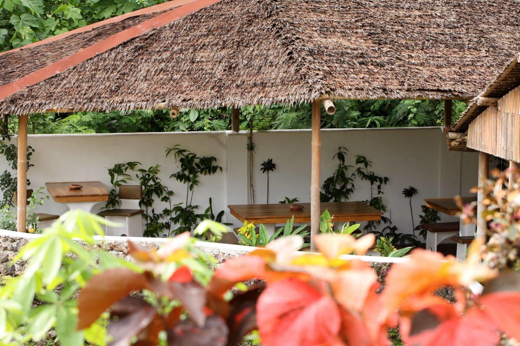 Guindulman Bay Tourist Inn Екстериор снимка