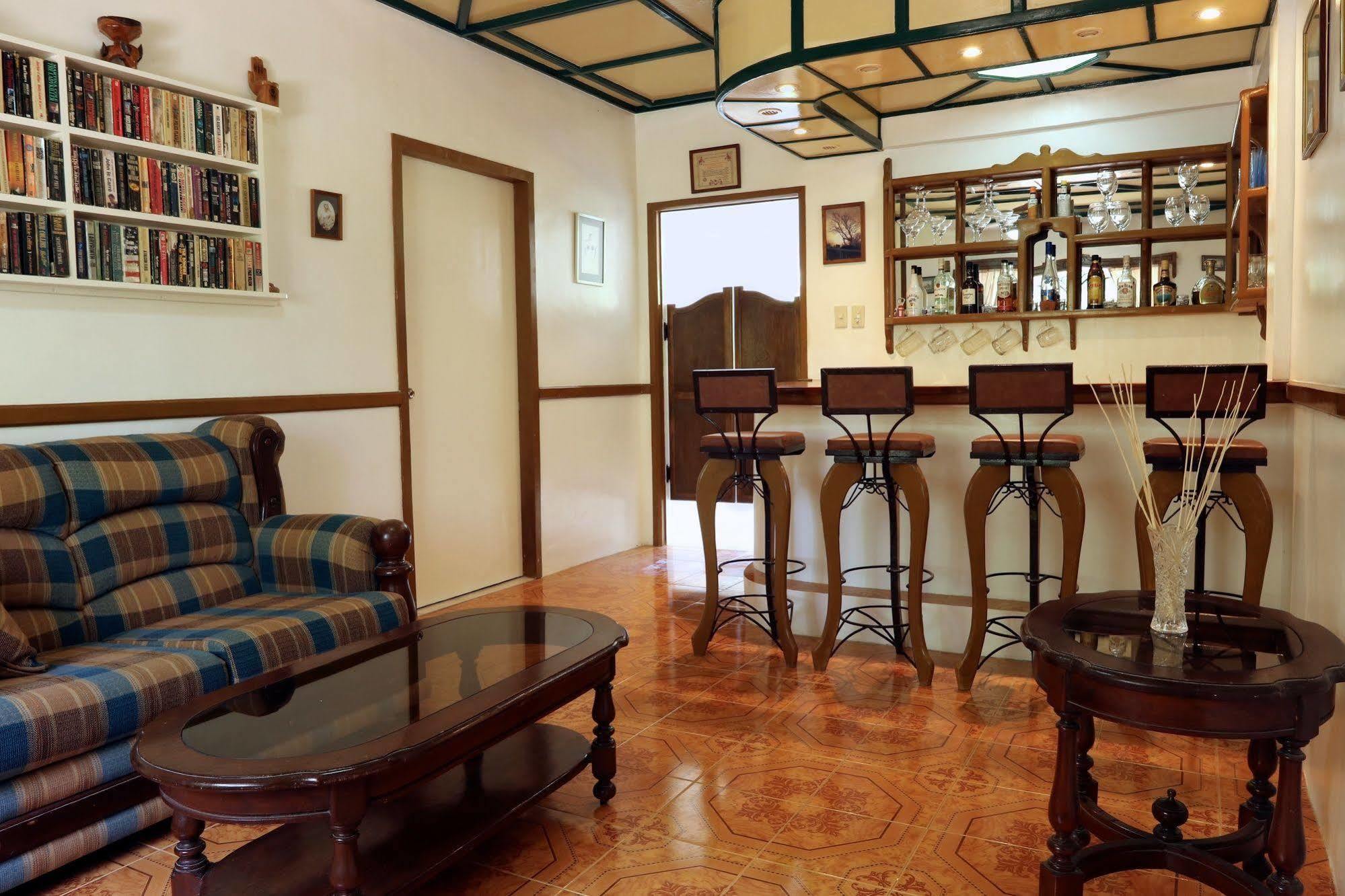 Guindulman Bay Tourist Inn Екстериор снимка